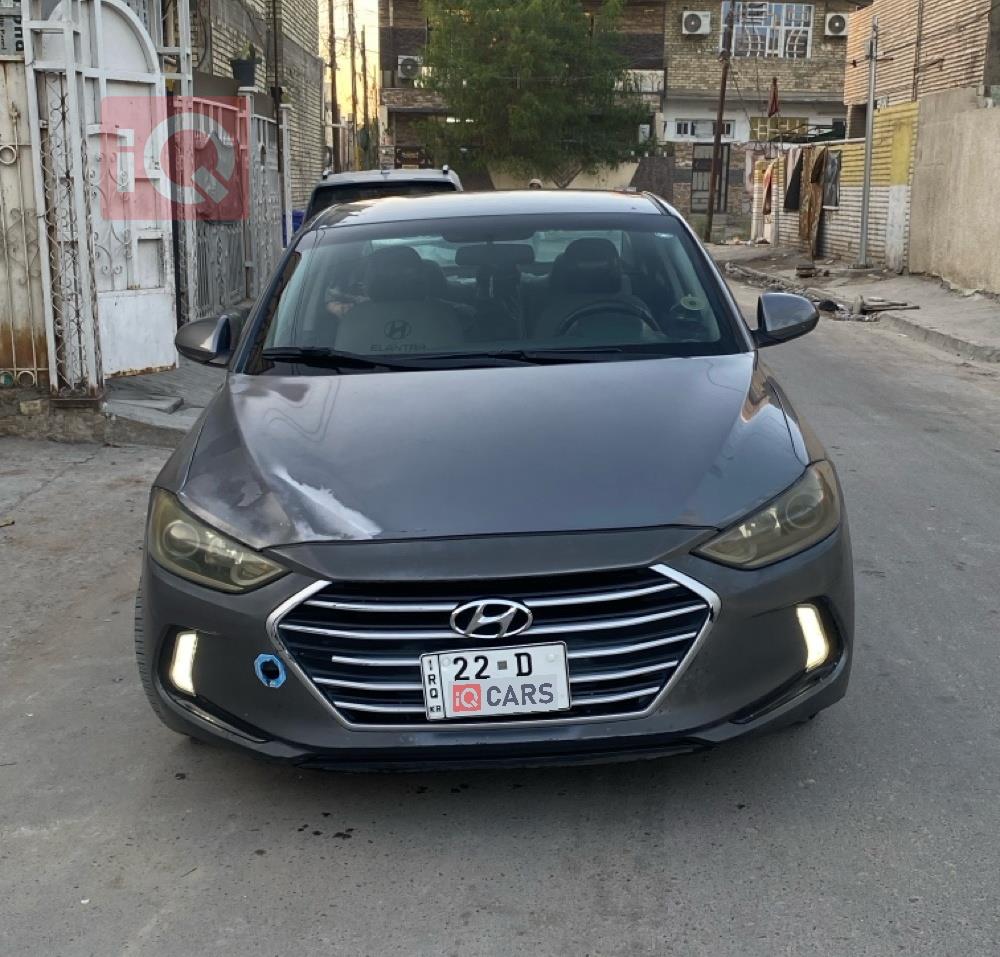 هیوندای ئەلەنترا